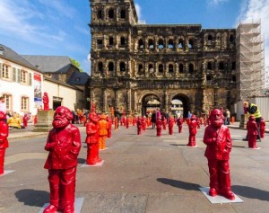 Червоні у місті - німці в подиві, туристи в захваті!