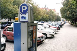 Парковки у Варшаві